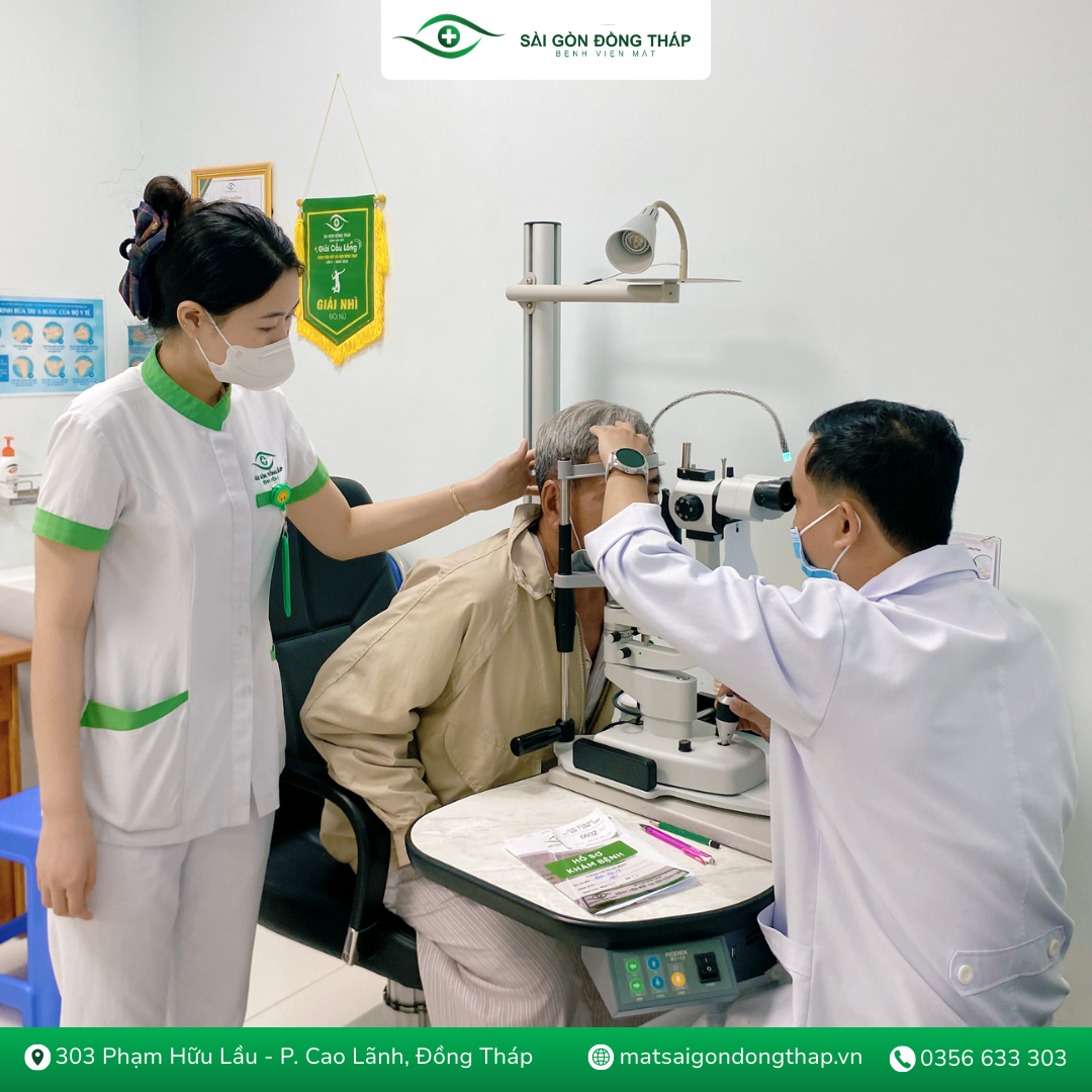 khám mắt định kì