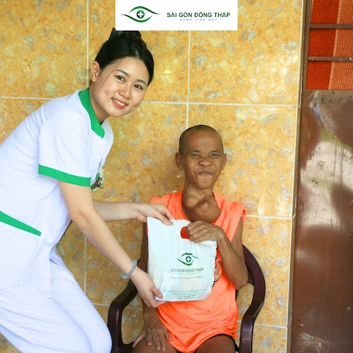 Thiện Nguyện ở chùa Kim Bửu - Lấp Vò