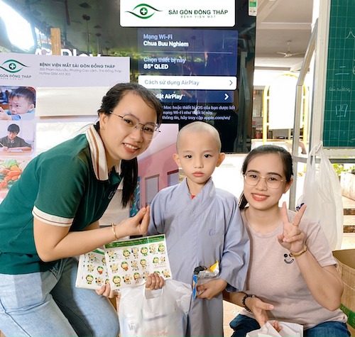 Thiện Nguyện ở chùa Bửu Nghiêm - Châu Thành